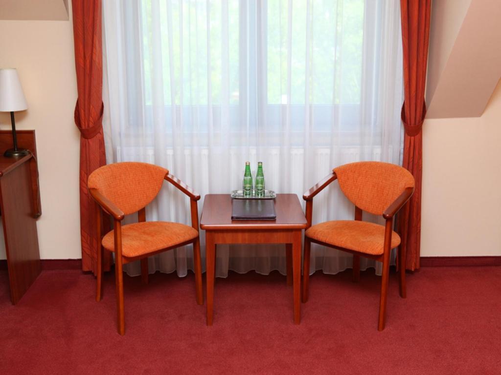 Hotel Zawiercie Zimmer foto