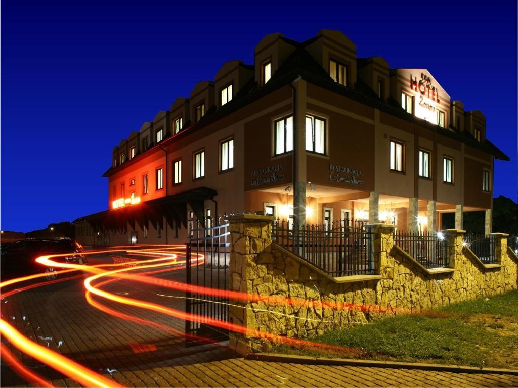 Hotel Zawiercie Exterior foto
